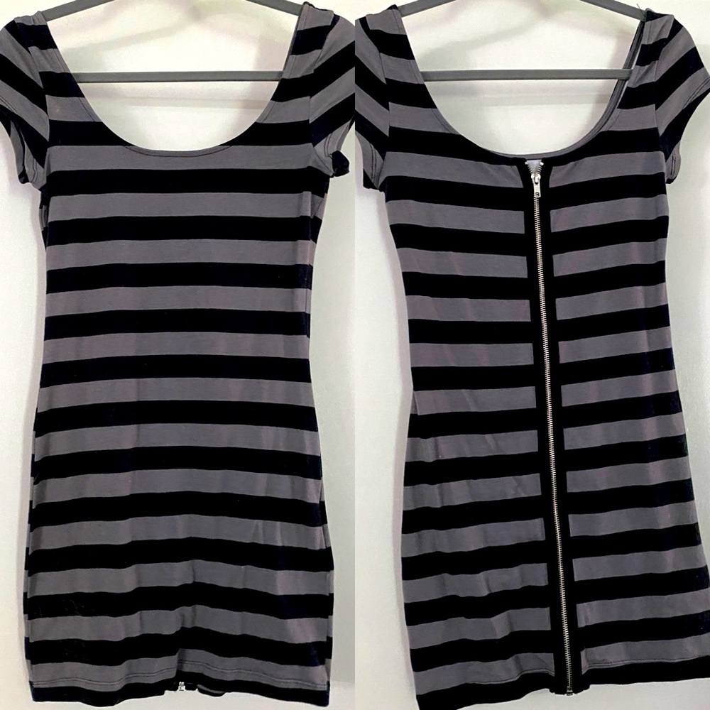 Guess zipper back dress